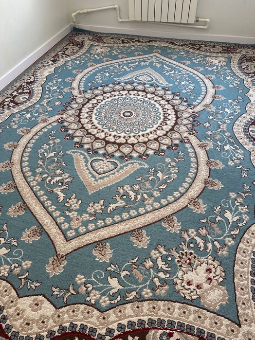 Продам ковер ковер