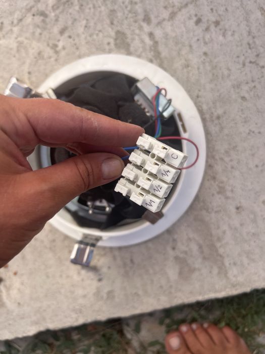 Boxe pentru tavan/perete 8 bucati