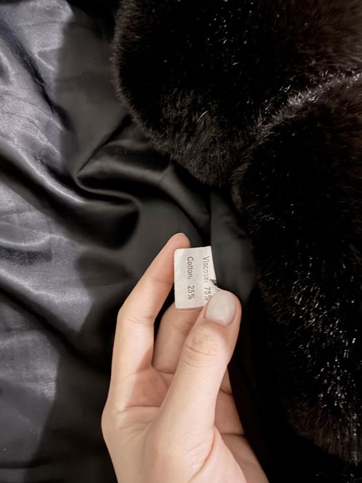 Продается черная эко шуба