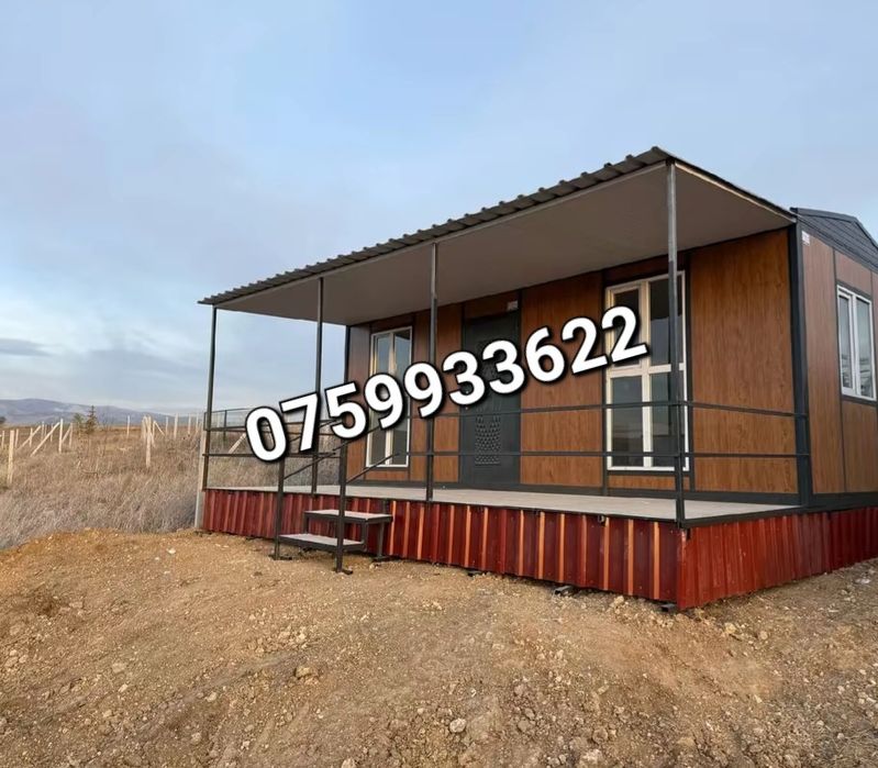 Vindem case din panouri sandwich