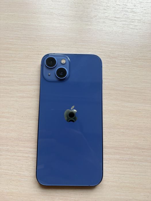 Iphone 13 в хорошем состояний