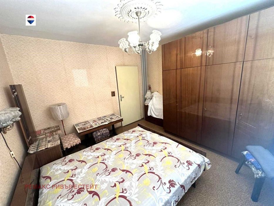Четиристаен апартамент за продажба кв. Здравец Север 1