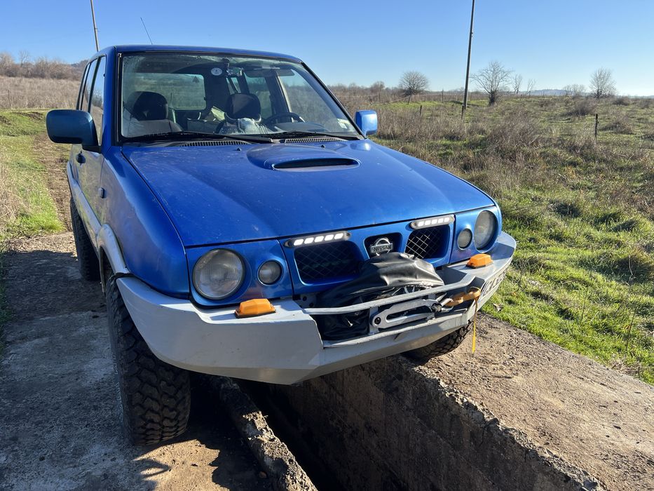Nissan Terrano II (R20) 2.4 4WD