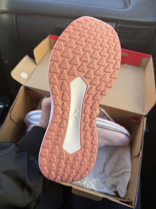 Кроссовик puma женские