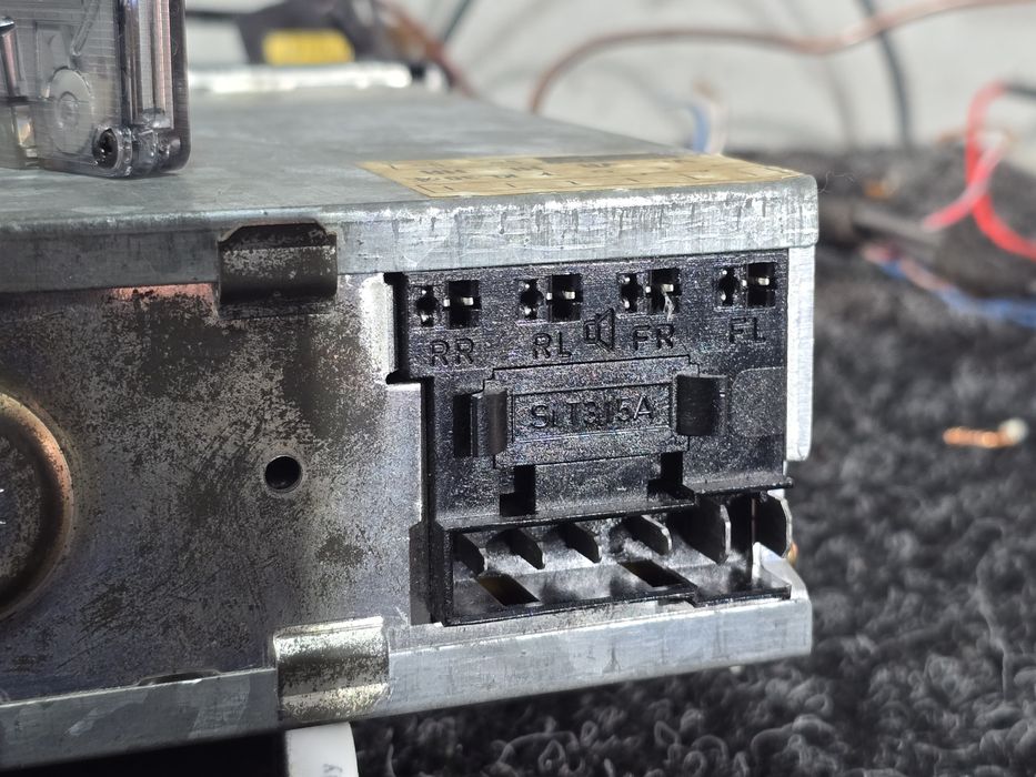 Radio casetofon VW AUDI GAMMA 2 gro m327, retro mobil