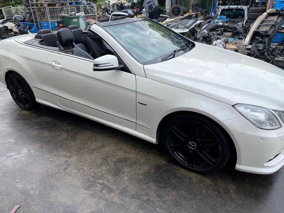 dezmembrez Mercedes E350 cabrio W207/bara fata e350/usa /bara spate