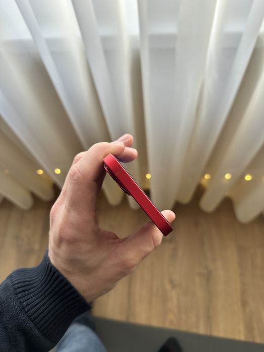 Iphone 13 red 128 гб ТОП
