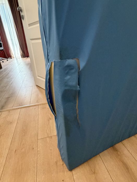Vând saltea în stare foarte bună, utilizată foarte puțin.