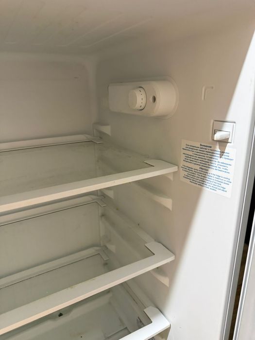 Продам Холодильник Беко