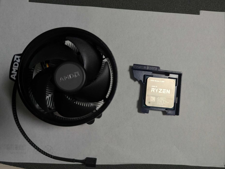 процесор AMD Ryzen 3 3100 + охладител Wraith Stealth