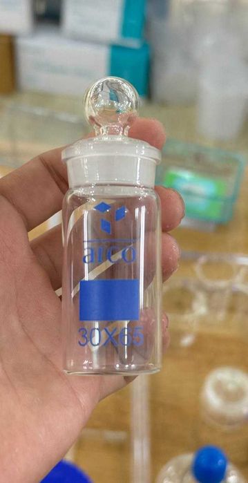 Laboratoriya jixozlari