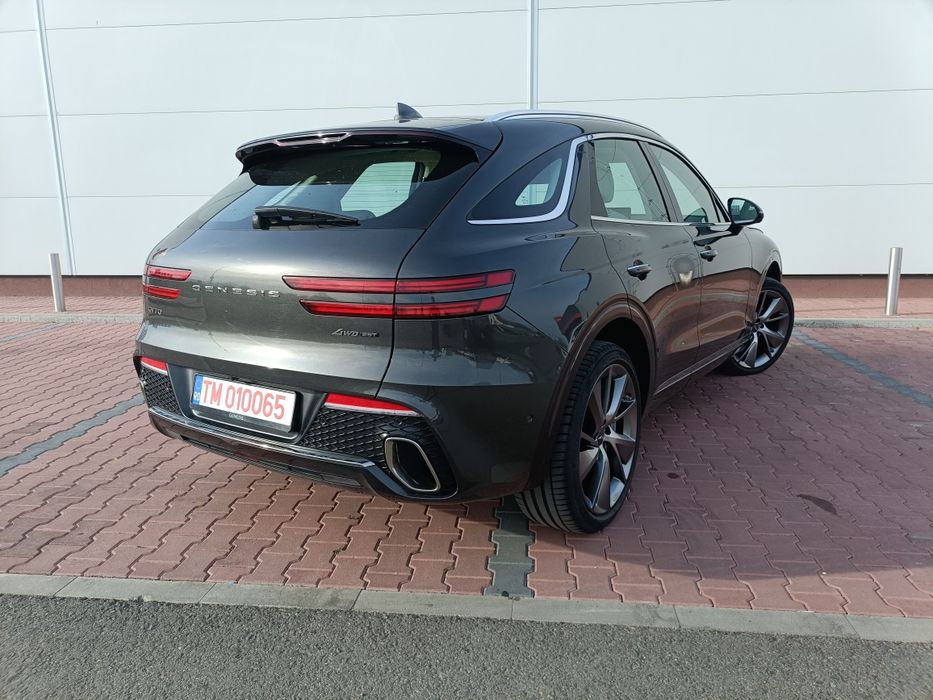 Genesis GV70 2.5T 305 CP