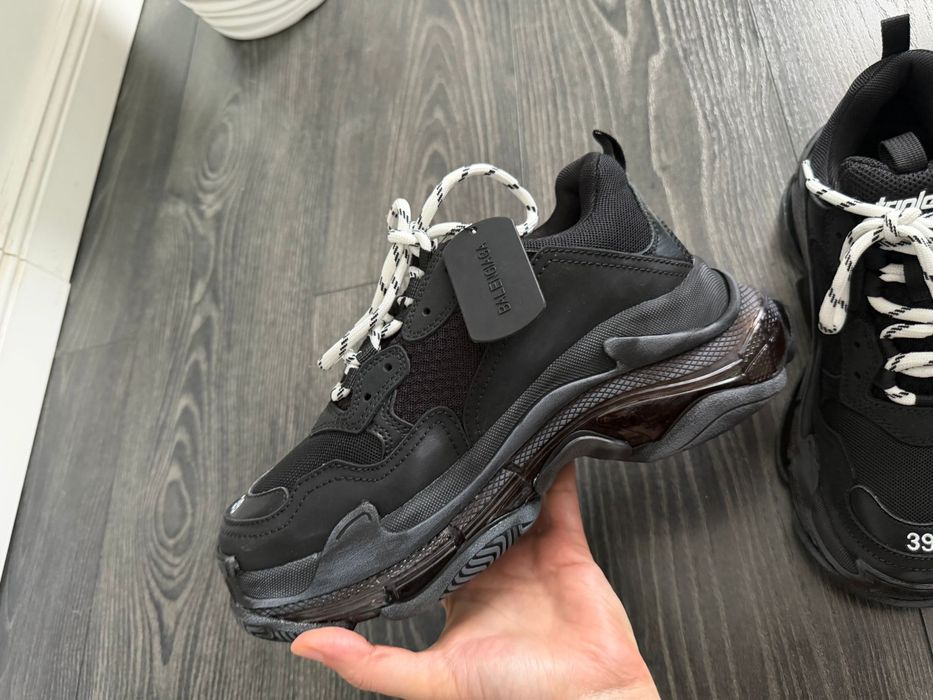 Balenciaga triple S marimea 39