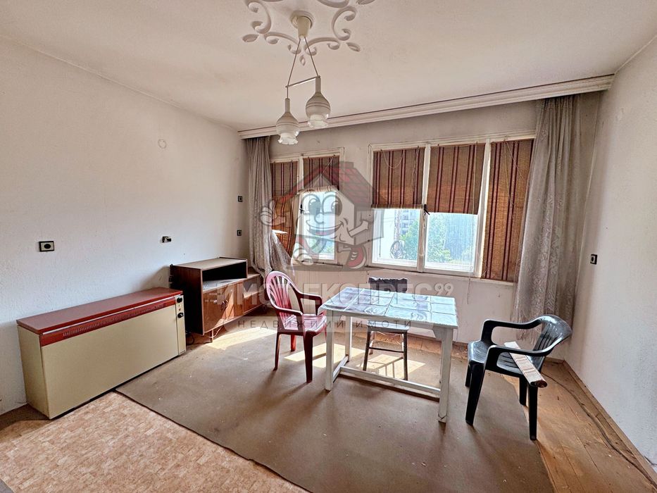 Продава се Многостаен апартамент в Асеновград - 145 кв.м за 725 €/кв.м - Снимка #8