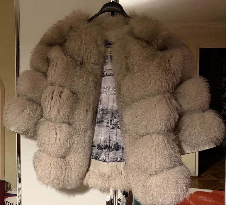 Haina de blana de vulpe