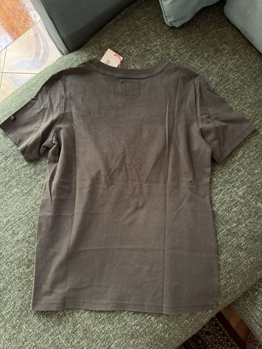 Tricou SuperDry nou cu eticheta XS / S
