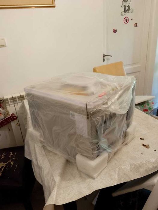 Aparat masina de vidat vacuum putere 1700 w 220v 32 cm noua sigilata in cutie