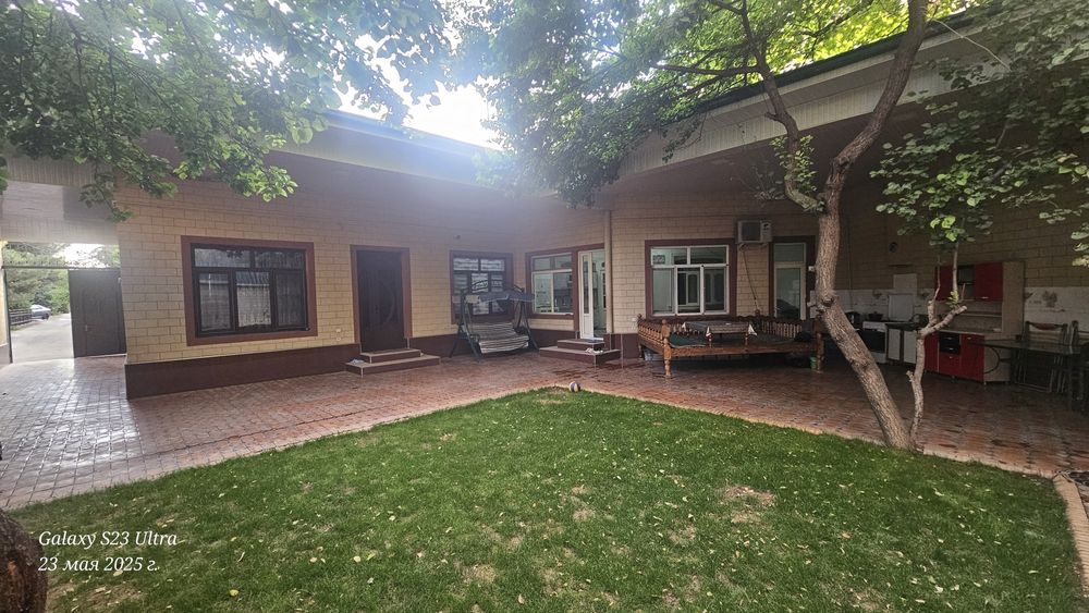 Dombirabod mahalla 3.7 sotix 6 ta xona tupik kochada