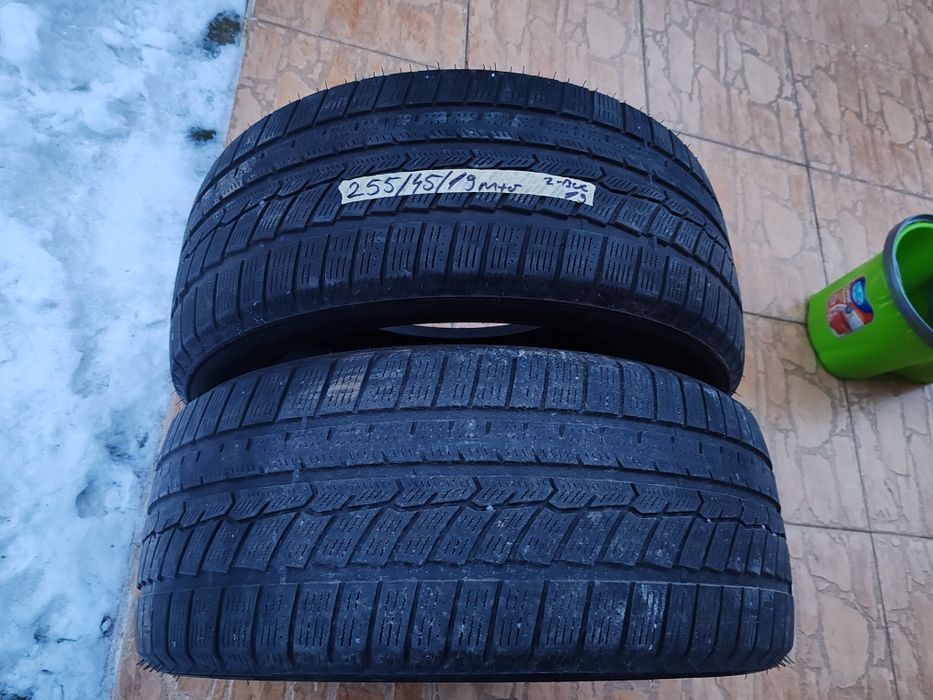 Vând cauciucuri 255/45/19 M+S 2 buc imp Germania