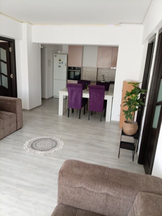 Apartament 3 camere decomandate