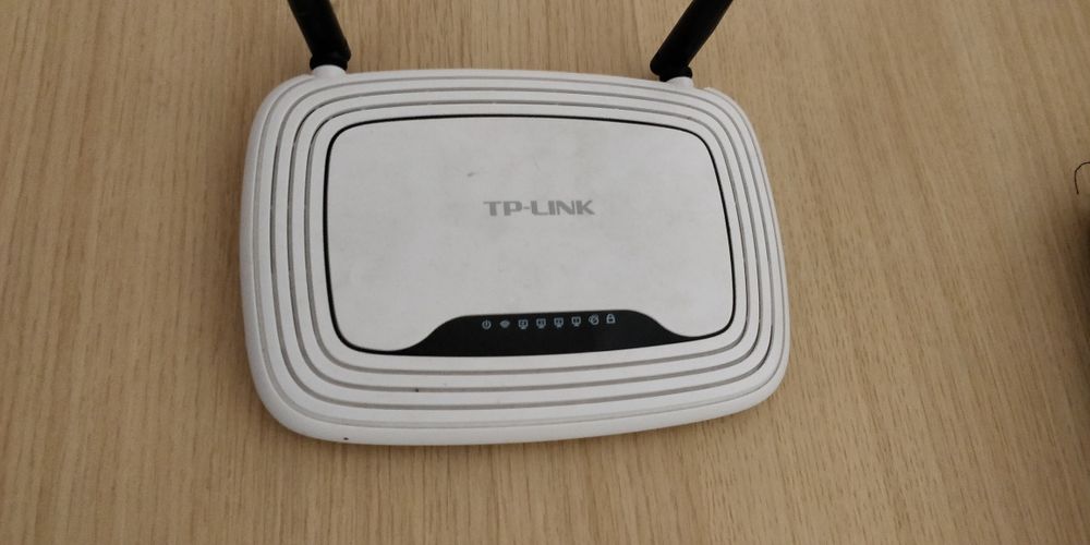 Router TP-LINK 300Mbps