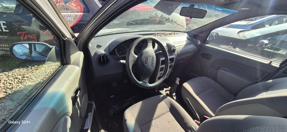 Dezmembram Dacia Logan 1.5 DCI K9KK7