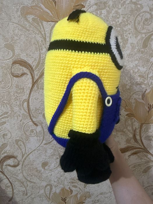 Продается вязаный миньон, ручной работы.30 на 15 см