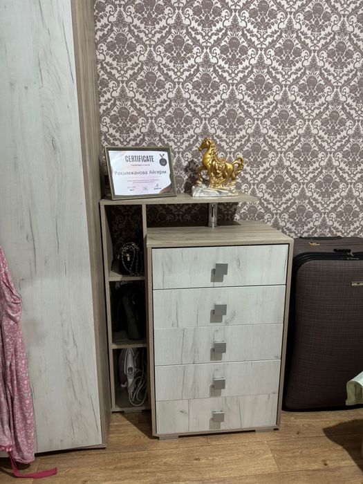 Спальный гарнитур