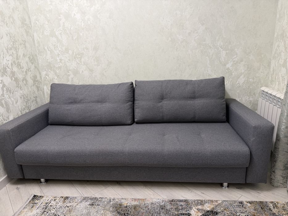 Продам диван 230*90 см