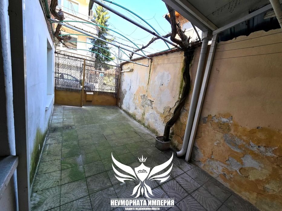 Продава се Тристаен апартамент в Асеновград - 98 кв.м за 728 €/кв.м - Снимка #14