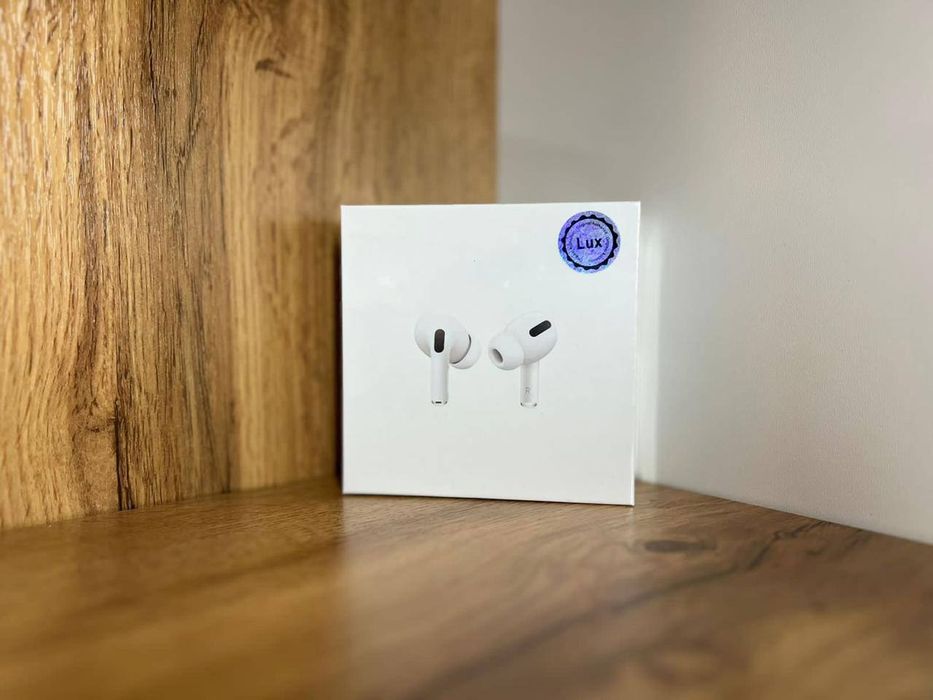 Наушники AirPods