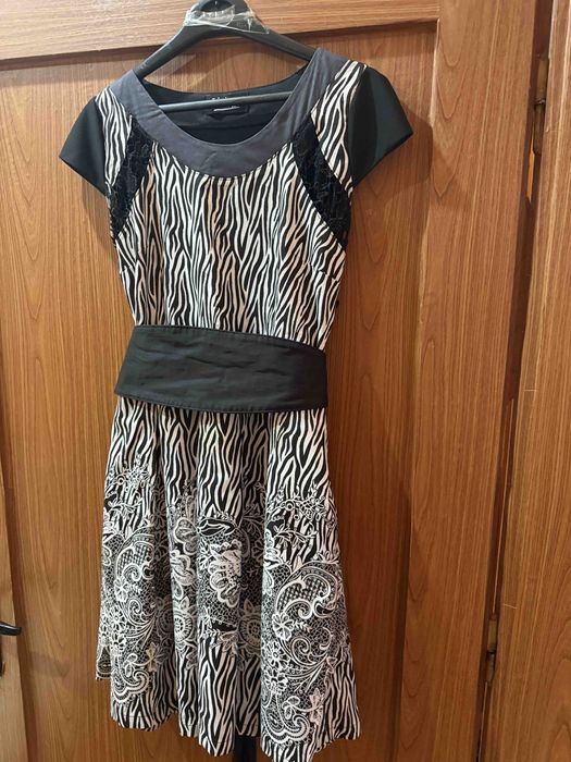 Дамски официални рокли