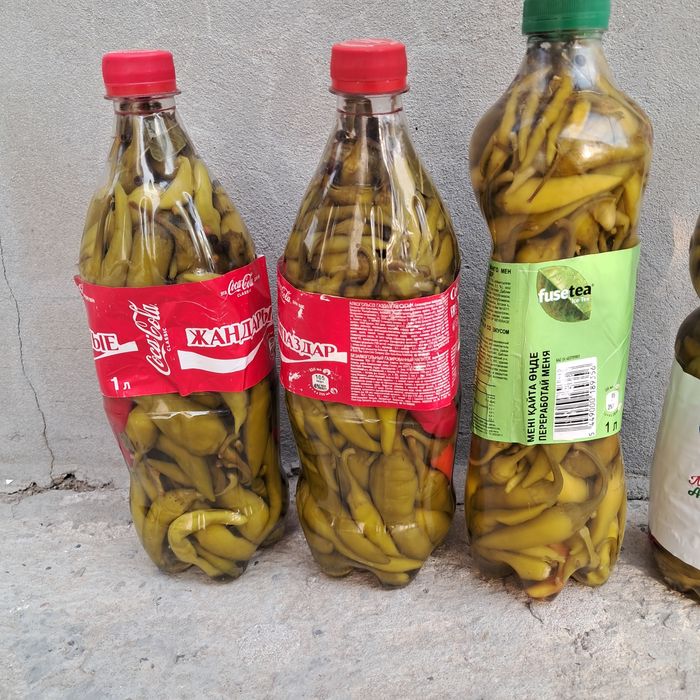 Перец маринованный и салат