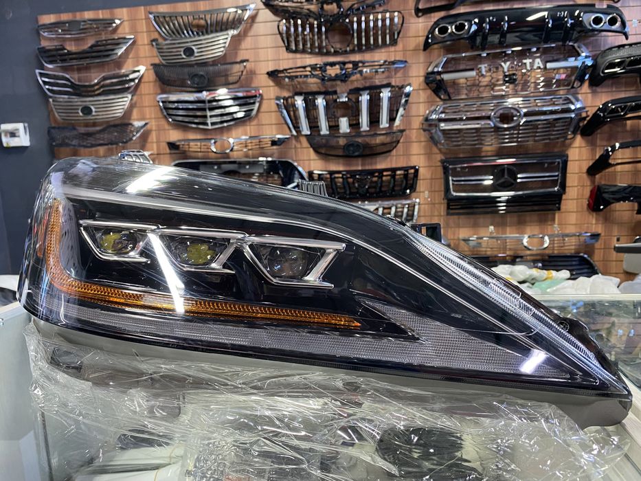 Фара Lexus Es 350