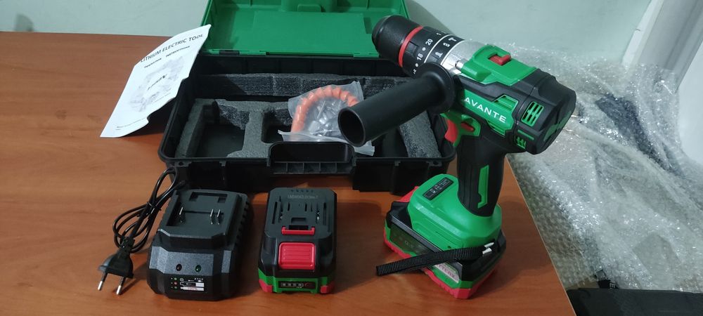 Бесщеточный дрель-шруповерт