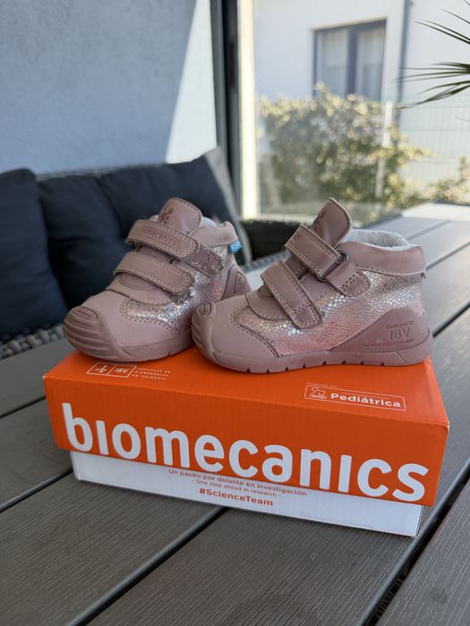 Incaltari Biomecanics