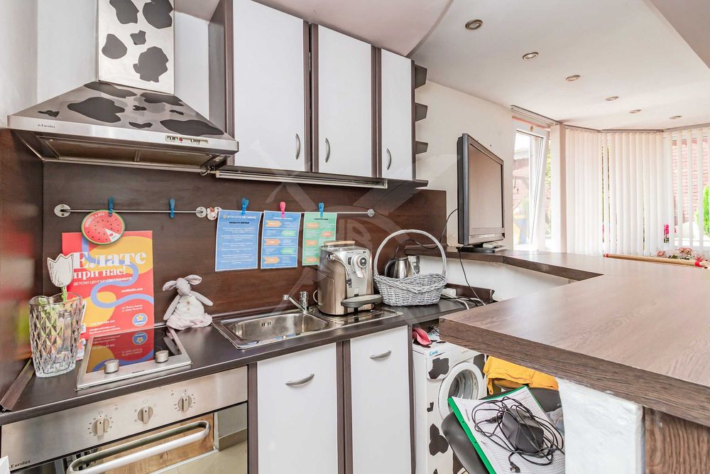 Продава се Къща в София, Левски - 450 кв.м за 1700 €/кв.м - Снимка #20