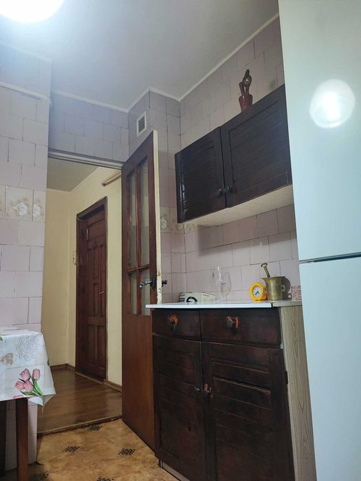 De Vanzare Apartament 2 Camere Decomandate - Zona Piata Centrala - Baia Comunala