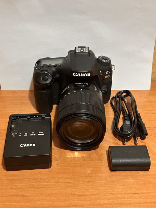 Canon 90d с объективом 18-135
