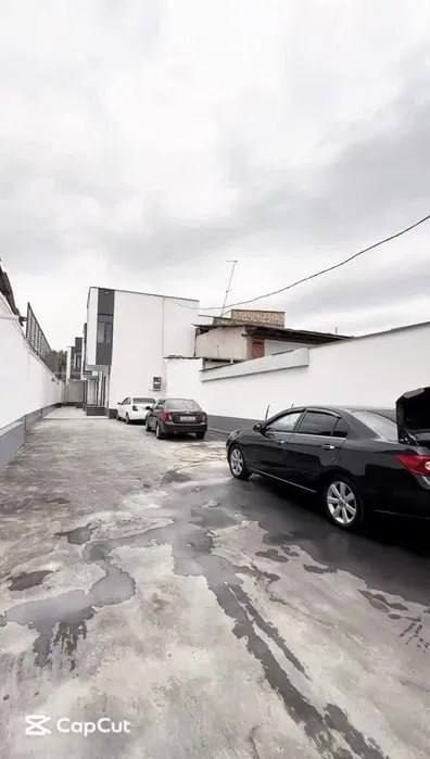 Продаётся коттедж два этажа + подвал площадь 240м2. 140,000 торг есть.