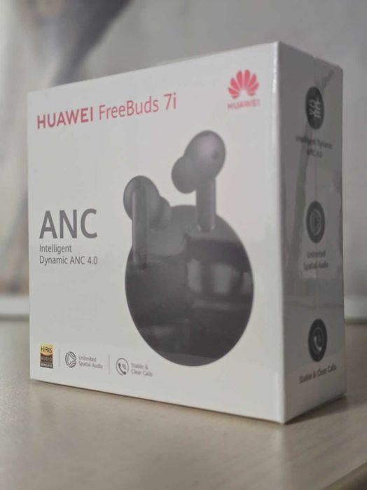 Безжични слушалки HUAWEI FreeBuds 7i черни чисто нови запечатани