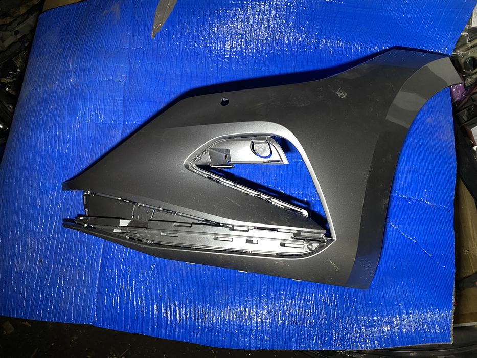 Bara VW Arteon facelift 2020 - 2024 coltar Flaps stanga bara