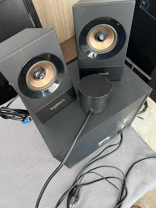 Sistem Boxe Logitech 2.1 Z533, Z313 si subwoofer Z5500