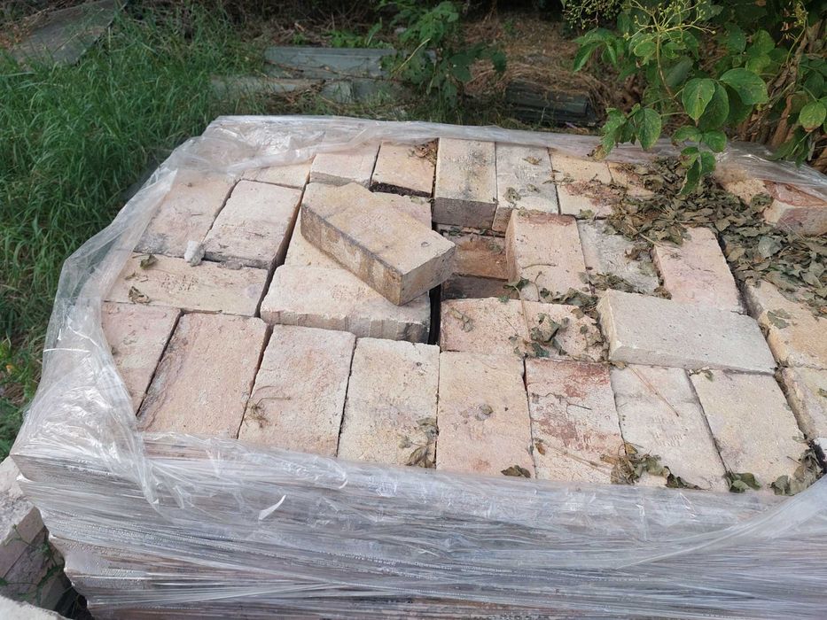 Огнеупорни Тухли