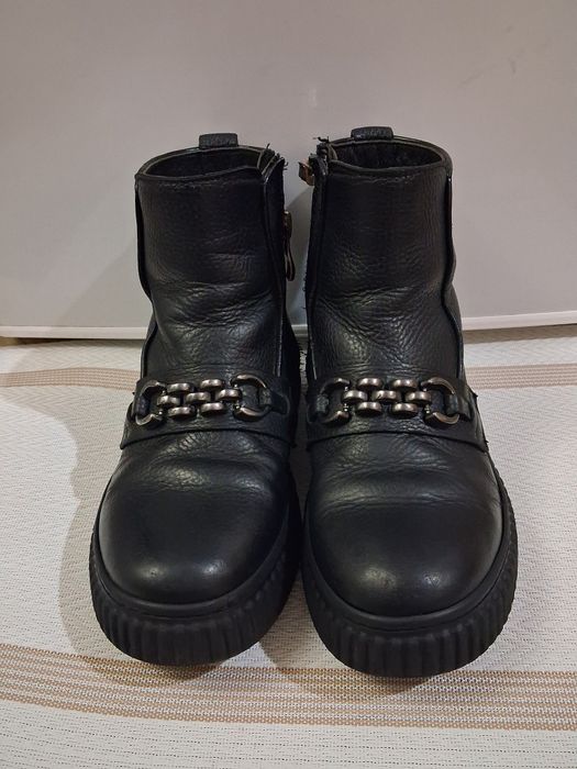 Продам пакет обуви для девочек за 5к.