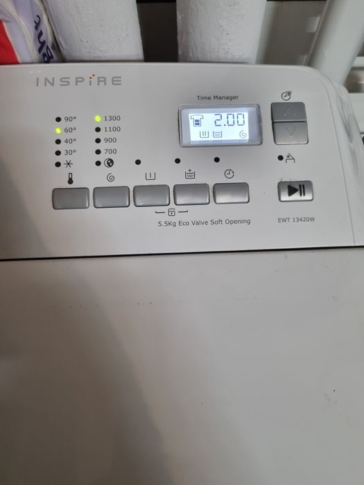 Masina de spalat haine Electrolux Inspire cu deschidere verticala