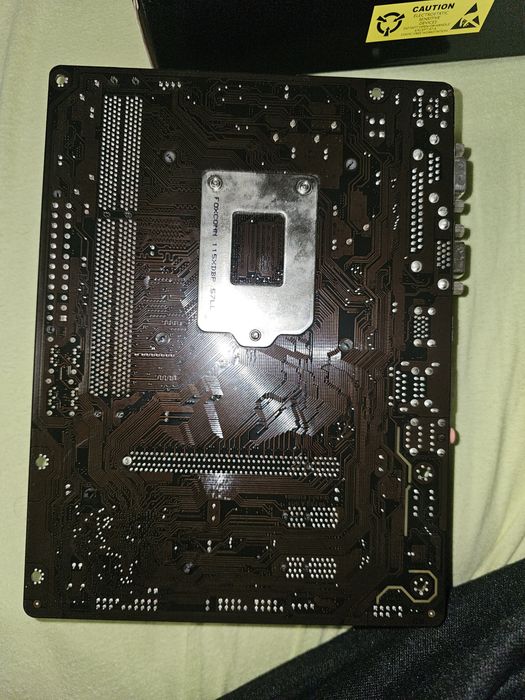 Дънна платка, процесор и рам.