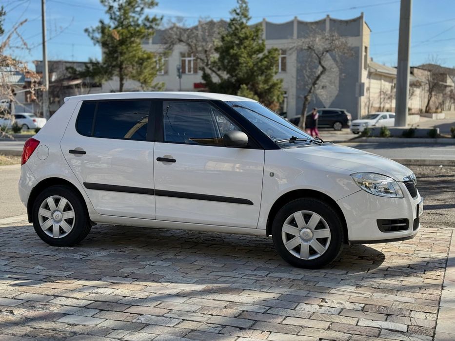 Skoda fabio 2009 йил