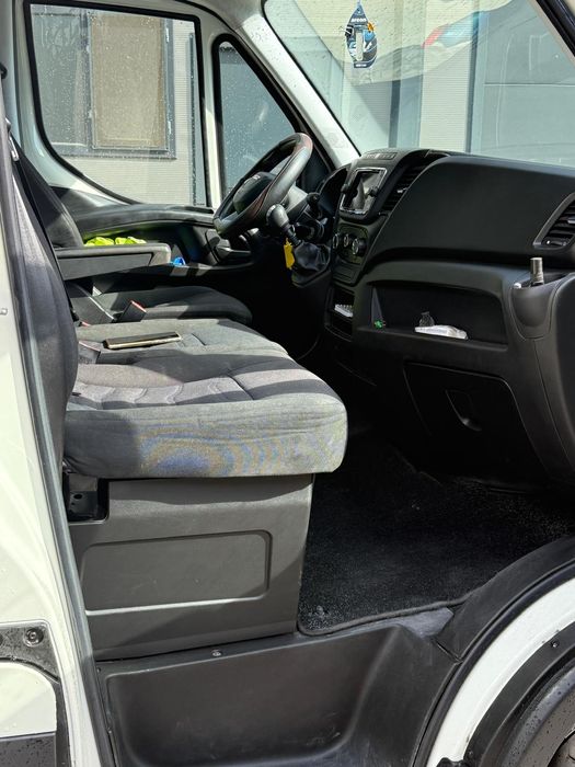 Vand Iveco 3.0, Lift hidraulic