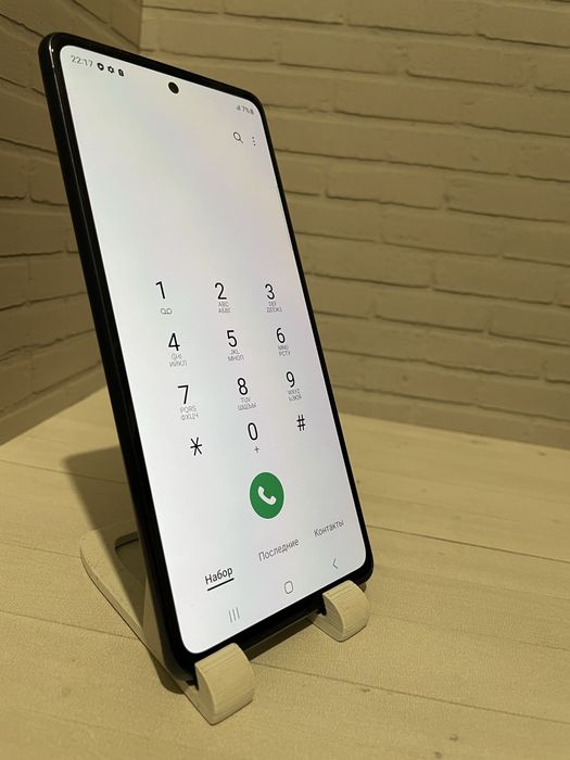 Samsung S20 FE, AMOLED 120Hz, Snapdragon, срочно